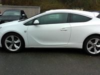 Used Vauxhall Astra GTC SRi 2015 White Hatchback