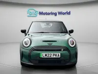 Usado Mini Cooper S Hatch 135 kW (184 CV) 2022 Verde Utilitario
