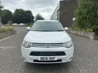 Used Mitsubishi Outlander P-HEV 2015 White Estate