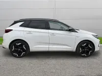 Used Vauxhall Grandland X GSe 296 HP (217 kW) 2023 White SUV