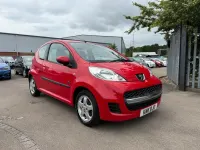 Used Peugeot 107 Envy 68 HP (50 kW) 2011 Red Hatchback
