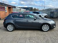 used Vauxhall Astra 1.6i 16V SE 5dr Auto