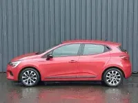 Used Renault Clio V Evolution 145 HP (106 kW) 2023 Red Hatchback