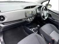 Used Toyota Yaris 109 HP (80 kW) 2019 White Hatchback