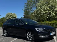 Usado Volvo V60 SE Lux 190 HP (139 kW) 2016 Azul Carrinha