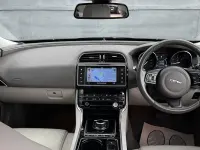 Used Jaguar XE Prestige 179 HP (131 kW) 2019 Sedan