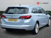 Used Vauxhall Astra Elite 150 HP (110 kW) 2019 Silver Estate
