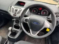Usado Ford Fiesta 82 HP (60 kW) 2012 Verde Citadino