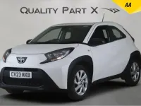 Used Toyota Aygo X PURE 72 HP (52 kW) 2023 White SUV