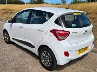 Used Hyundai i10 Premium 2015 Artic white Hatchback