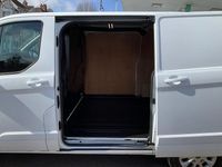 Used Ford Transit Custom Limited 130 HP (95 kW) 2022 White Van