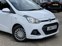 Used Hyundai i10 SE 87 HP (63 kW) 2014 White Hatchback