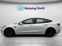 Used Tesla Model 3 Standard Range Plus 222 kW (302 HP) 2021 White Sedan