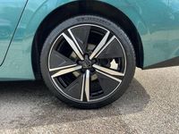 Used Peugeot 308 SW GT 129 HP (94 kW) 2022 Blue Estate