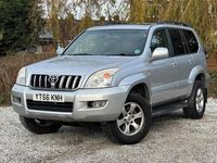 Used Toyota Land Cruiser 201 HP (147 kW) 2006 Silver SUV