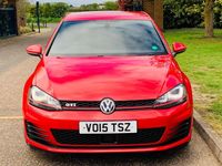Begagnad VW Golf VII GTI 2015 Röd Halvkombi