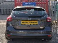 Usado Ford Focus Titanium X 182 HP (133 kW) 2016 Cinzento Citadino