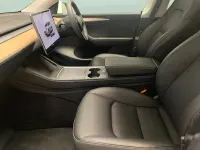 Usado Tesla Model Y RWD 219 kW (299 HP) 2024 SUV
