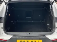 Used Vauxhall Grandland X SRi 131 HP (96 kW) 2021 White SUV