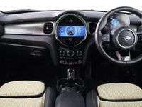 Used Mini Cooper Hatch 134 HP (98 kW) 2023 Green Hatchback