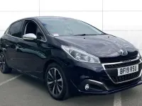 Gebraucht Peugeot 208 82 PS (60 kW) 2019 Blau Kleinwagen