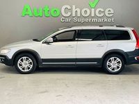 used Volvo XC70 2.4 D5 SE NAV AWD 5d 220 BHP *UPTO 54MPG