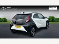 Used Toyota Aygo X 72 HP (52 kW) 2024 White SUV
