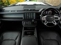 Used Land Rover Defender HSE Dynamic 404 HP (297 kW) 2022 Silver SUV