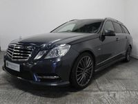 Usado Mercedes E350 265 HP (194 kW) 2012 Cinzento Carrinha