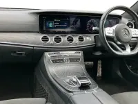 Używany Mercedes E220 AMG line 194 KM (142 kW) 2019 Srebrny Kombi
