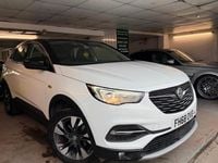 Used Vauxhall Grandland X Sport 130 HP (95 kW) 2019 White SUV
