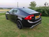 Used Volvo S60 R-Design 190 HP (139 kW) 2016 Black Sedan
