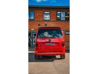 Used VW Transporter Highline 150 HP (110 kW) 2020 Red Van