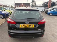 Używany Ford Focus Titanium X 125 KM (91 kW) 2012 Czarny Kombi