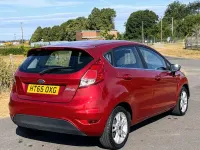 Used Ford Fiesta Zetec 82 HP (60 kW) 2016 Red Hatchback