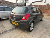 Gebraucht Vauxhall Corsa 100 PS (73 kW) 2013 Grau Kleinwagen