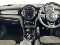 Used Mini Cooper Sport 136 HP (100 kW) 2019 Chili red Hatchback