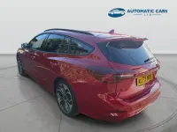 Used Ford Focus ST-Line X 125 HP (91 kW) 2023 Red Estate