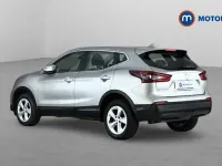 Used Nissan Qashqai Acenta Premium 140 HP (102 kW) 2020 Silver SUV