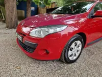 Used Renault Mégane III Expression 100 HP (73 kW) 2011 Red Hatchback