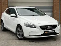 Begagnad Volvo V40 SE Lux 180 HK (132 kW) 2014 Halvkombi