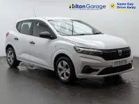 Gebraucht Dacia Sandero Essentiel 67 PS (49 kW) 2021 Weiß Kleinwagen