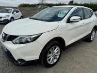 Used Nissan Qashqai Acenta 110 HP (80 kW) 2016 White SUV