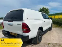 Second-hand Toyota HiLux 150 CP (110 kW) 2022 Alb Pickup