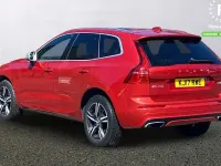 Begagnad Volvo XC60 R-Design 254 HK (186 kW) 2017 Röd SUV