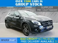 Usado Mercedes GLA180 Urban 122 HP (89 kW) 2019 Preto SUV