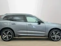 Used Volvo XC60 R-Design 247 HP (181 kW) 2021 SUV