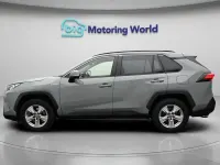 Second-hand Toyota RAV4 Hybrid 218 CP (160 kW) 2021 Verde SUV