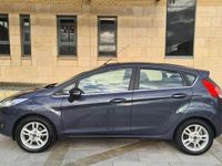 Used Ford Fiesta Zetec 75 HP (55 kW) 2015 Metallic grey Hatchback