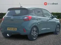 Used Hyundai i10 Premium 67 HP (49 kW) 2023 Green Hatchback
